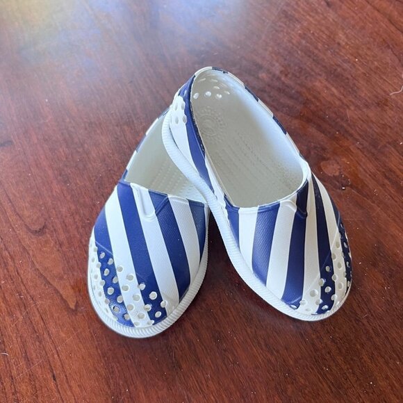 Native Blue and White Striped Shoes- Size Toddler‎ 4C - Picture 1 of 7